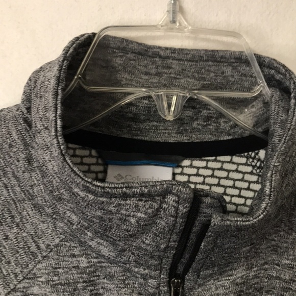 COLUMBIA 1/2 Zip Jacket L Gray Black Like new Athleisure - Picture 7 of 12